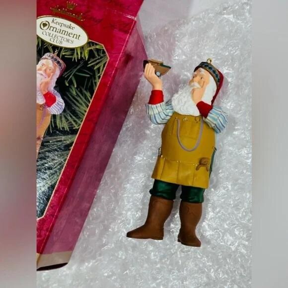 Hallmark Keepsake NIB Ornament Santa 1999 Toymaker’s Gift - Picture 3 of 6